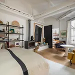 Charmant Appartement Au Coeur Du Marais